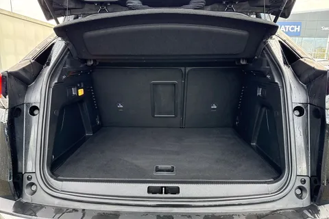 NJ24PHA PEUGEOT 3008 1.6 14.2kWh GT e-EAT Euro 6 (s/s) 5dr Thumbnail #7