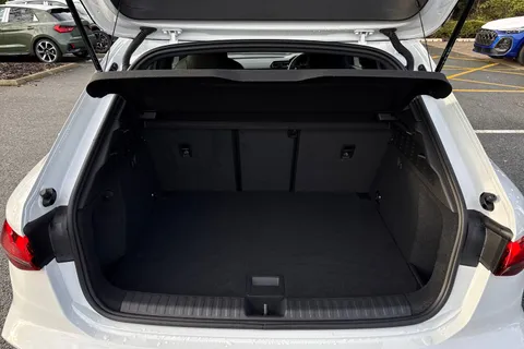 DX75UBC Audi A3 S3 TFSI Quattro 333 Black Edition 5dr S Tronic Thumbnail #7