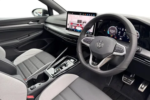 CX75SPV Volkswagen Golf 2.0 TDI 150 Black Edition 5dr DSG⭐ Leather, Sunroof, DCC, Heads Up⭐ Thumbnail #14