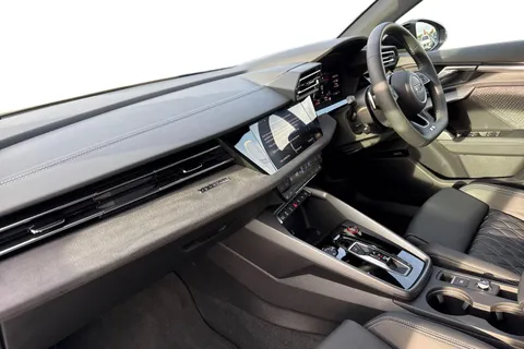 DX75UBC Audi A3 S3 TFSI Quattro 333 Black Edition 5dr S Tronic Thumbnail #15