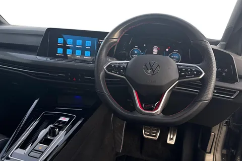 RJ24LRY Volkswagen Golf 2.0 TSI GTI 5dr DSG, LEATHER, PAN ROOF, DCC, REAR CAMERA, 19' ALLOYS Thumbnail #19