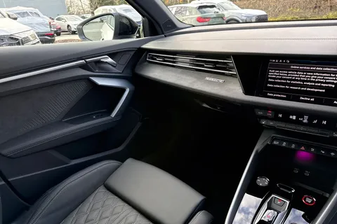 DX75UBC Audi A3 S3 TFSI Quattro 333 Black Edition 5dr S Tronic Thumbnail #20