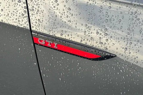 RJ24LRY Volkswagen Golf 2.0 TSI GTI 5dr DSG, LEATHER, PAN ROOF, DCC, REAR CAMERA, 19' ALLOYS Thumbnail #29