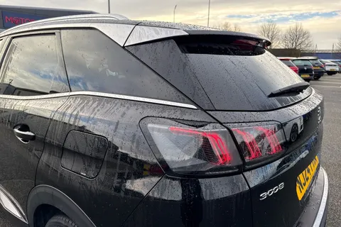 NJ24PHA PEUGEOT 3008 1.6 14.2kWh GT e-EAT Euro 6 (s/s) 5dr Thumbnail #32