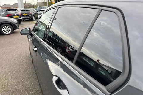 CX75SPV Volkswagen Golf 2.0 TDI 150 Black Edition 5dr DSG⭐ Leather, Sunroof, DCC, Heads Up⭐ Thumbnail #32