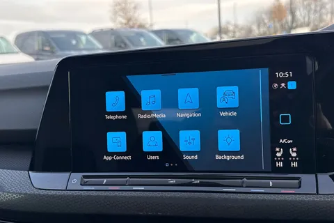 RJ24LRY Volkswagen Golf 2.0 TSI GTI 5dr DSG, LEATHER, PAN ROOF, DCC, REAR CAMERA, 19' ALLOYS Thumbnail #37