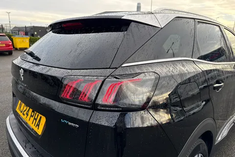 NJ24PHA PEUGEOT 3008 1.6 14.2kWh GT e-EAT Euro 6 (s/s) 5dr Thumbnail #33
