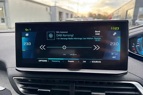 NJ24PHA PEUGEOT 3008 1.6 14.2kWh GT e-EAT Euro 6 (s/s) 5dr Thumbnail #46