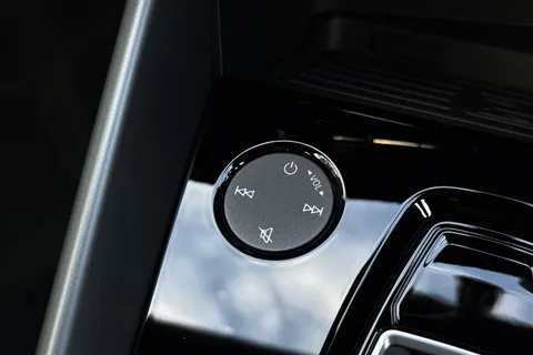 DX75UBC Audi A3 S3 TFSI Quattro 333 Black Edition 5dr S Tronic Thumbnail #46