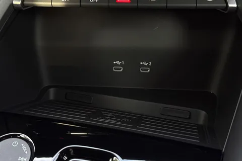 DX75UBC Audi A3 S3 TFSI Quattro 333 Black Edition 5dr S Tronic Thumbnail #48