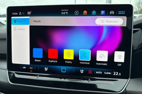 CX75SPV Volkswagen Golf 2.0 TDI 150 Black Edition 5dr DSG⭐ Leather, Sunroof, DCC, Heads Up⭐ Thumbnail #51