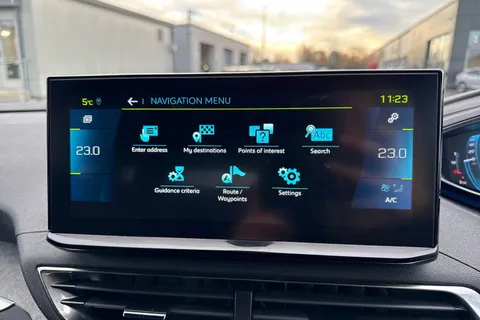 NJ24PHA PEUGEOT 3008 1.6 14.2kWh GT e-EAT Euro 6 (s/s) 5dr Thumbnail #52