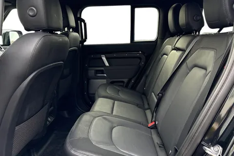 DY23CWK Land Rover Defender 110 3.0 D300 X-Dynamic S 5dr Thumbnail #5
