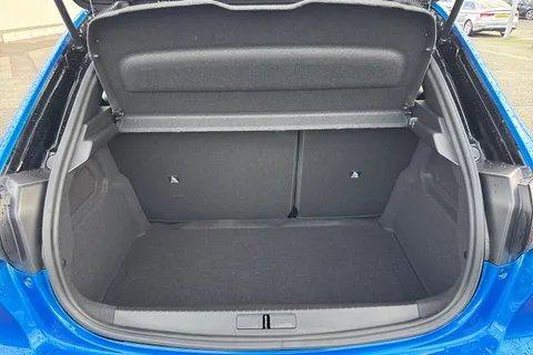 DU74RVL PEUGEOT 208 1.2 HYBRID GT e-DSC6 Euro 6 (s/s) 5dr Thumbnail #7