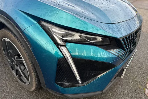 8 of 66 for PEUGEOT 408 1.2 PureTech GT Fastback EAT Euro 6 (s/s) 5dr