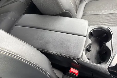 NJ24PHA PEUGEOT 3008 1.6 14.2kWh GT e-EAT Euro 6 (s/s) 5dr Thumbnail #59