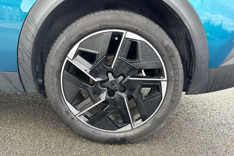 11 of 66 for PEUGEOT 408 1.2 PureTech GT Fastback EAT Euro 6 (s/s) 5dr