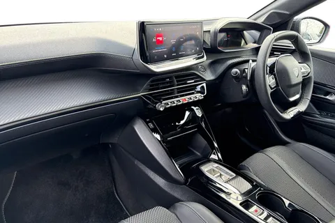 DU74RVL PEUGEOT 208 1.2 HYBRID GT e-DSC6 Euro 6 (s/s) 5dr Thumbnail #15