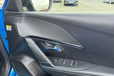 DU74RVL PEUGEOT 208 1.2 HYBRID GT e-DSC6 Euro 6 (s/s) 5dr Thumbnail #21