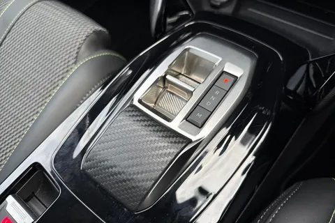 DU74RVL PEUGEOT 208 1.2 HYBRID GT e-DSC6 Euro 6 (s/s) 5dr Thumbnail #23