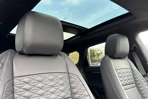 22 of 41 for Land Rover Range Rover Evoque 2.0 D200 Autobiography 5dr