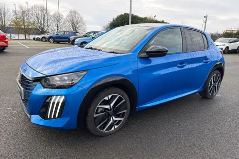 DU74RVL PEUGEOT 208 1.2 HYBRID GT e-DSC6 Euro 6 (s/s) 5dr Thumbnail #27