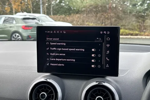 LN75KXL Audi Q2 Sport 30 TFSI  116 PS 6-speed Thumbnail #32