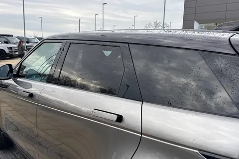 34 of 41 for Land Rover Range Rover Evoque 2.0 D200 Autobiography 5dr