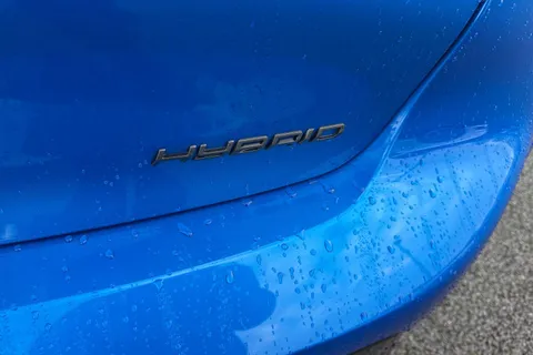 DU74RVL PEUGEOT 208 1.2 HYBRID GT e-DSC6 Euro 6 (s/s) 5dr Thumbnail #34