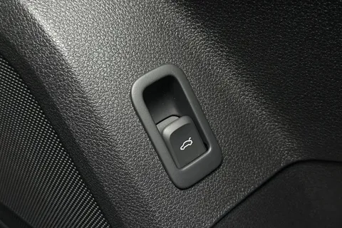 LN75KXL Audi Q2 Sport 30 TFSI  116 PS 6-speed Thumbnail #42