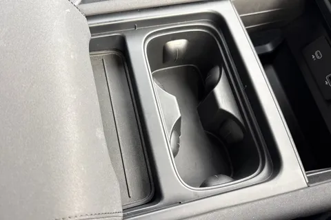 DY23CWK Land Rover Defender 110 3.0 D300 X-Dynamic S 5dr Thumbnail #42