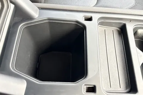 DY23CWK Land Rover Defender 110 3.0 D300 X-Dynamic S 5dr Thumbnail #44