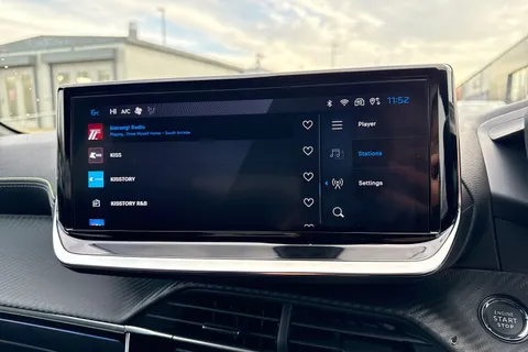 DU74RVL PEUGEOT 208 1.2 HYBRID GT e-DSC6 Euro 6 (s/s) 5dr Thumbnail #45