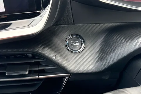 DU74RVL PEUGEOT 208 1.2 HYBRID GT e-DSC6 Euro 6 (s/s) 5dr Thumbnail #52