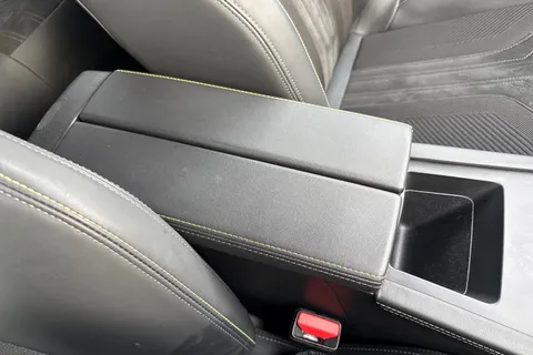 58 of 66 for PEUGEOT 408 1.2 PureTech GT Fastback EAT Euro 6 (s/s) 5dr