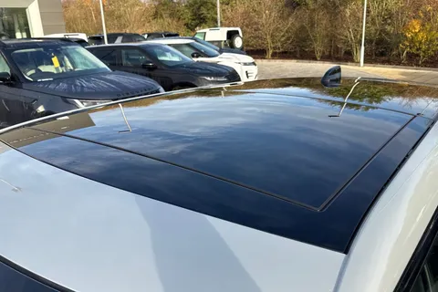 KO74EZZ Land Rover Range Rover Evoque 2.0 D200 Autobiography 5dr Thumbnail #31