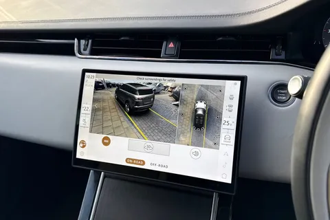 KO74EZZ Land Rover Range Rover Evoque 2.0 D200 Autobiography 5dr Thumbnail #39