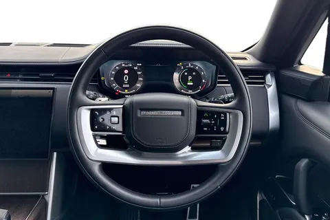 15 of 50 for Land Rover Range Rover 3.0 P550e 38.2kWh Autobiography SUV 5dr Petrol Plug-in Hybrid Auto 4WD Euro 6 (s/s) (550 ps)