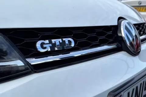 25 of 53 for Volkswagen Golf 2.0 TDI GTD DSG Euro 6 (s/s) 5dr