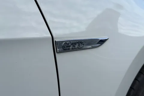 26 of 53 for Volkswagen Golf 2.0 TDI GTD DSG Euro 6 (s/s) 5dr