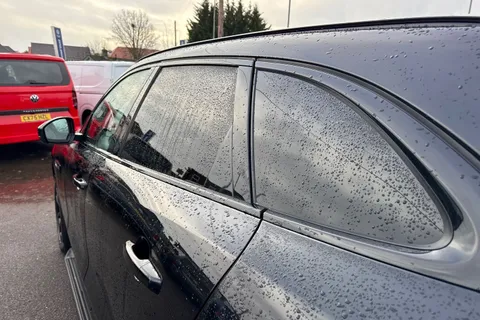 BP72MYY Jaguar F-Pace 2.0 D200 MHEV R-Dynamic Black Auto AWD Euro 6 (s/s) 5dr Thumbnail #34