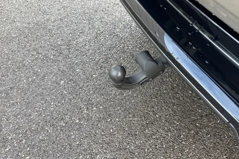 33 of 50 for Land Rover Range Rover 3.0 P550e 38.2kWh Autobiography SUV 5dr Petrol Plug-in Hybrid Auto 4WD Euro 6 (s/s) (550 ps)