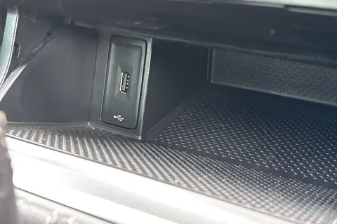 46 of 53 for Volkswagen Golf 2.0 TDI GTD DSG Euro 6 (s/s) 5dr