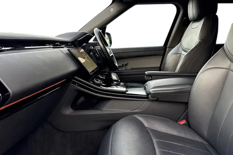 3 of 38 for Land Rover Range Rover Sport 3.0 D300 Dynamic SE 5dr