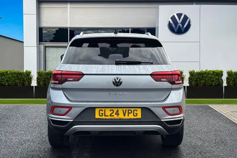 4 of 42 for VOLKSWAGEN T-ROC 1.5 TSI Style 5dr DSG