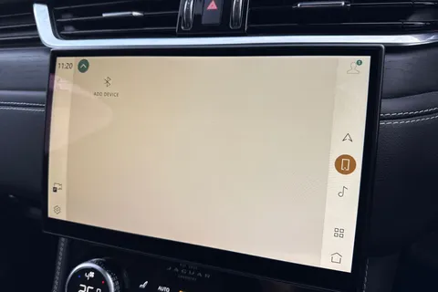 BP72MYY Jaguar F-Pace 2.0 D200 MHEV R-Dynamic Black Auto AWD Euro 6 (s/s) 5dr Thumbnail #51