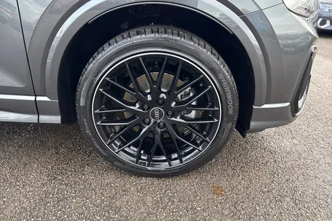  Audi Q2 1.0 TFSI 30 Black Edition Euro 6 (s/s) 5dr Thumbnail #12