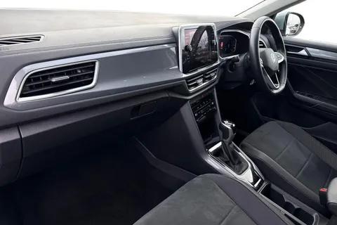 15 of 42 for VOLKSWAGEN T-ROC 1.5 TSI Style 5dr DSG