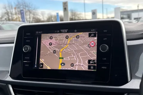 17 of 42 for VOLKSWAGEN T-ROC 1.5 TSI Style 5dr DSG