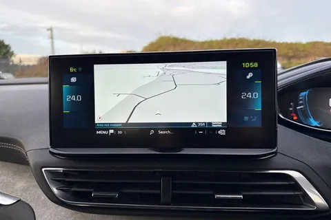 16 of 66 for PEUGEOT 3008 1.6 13.2kWh GT e-EAT Euro 6 (s/s) 5dr